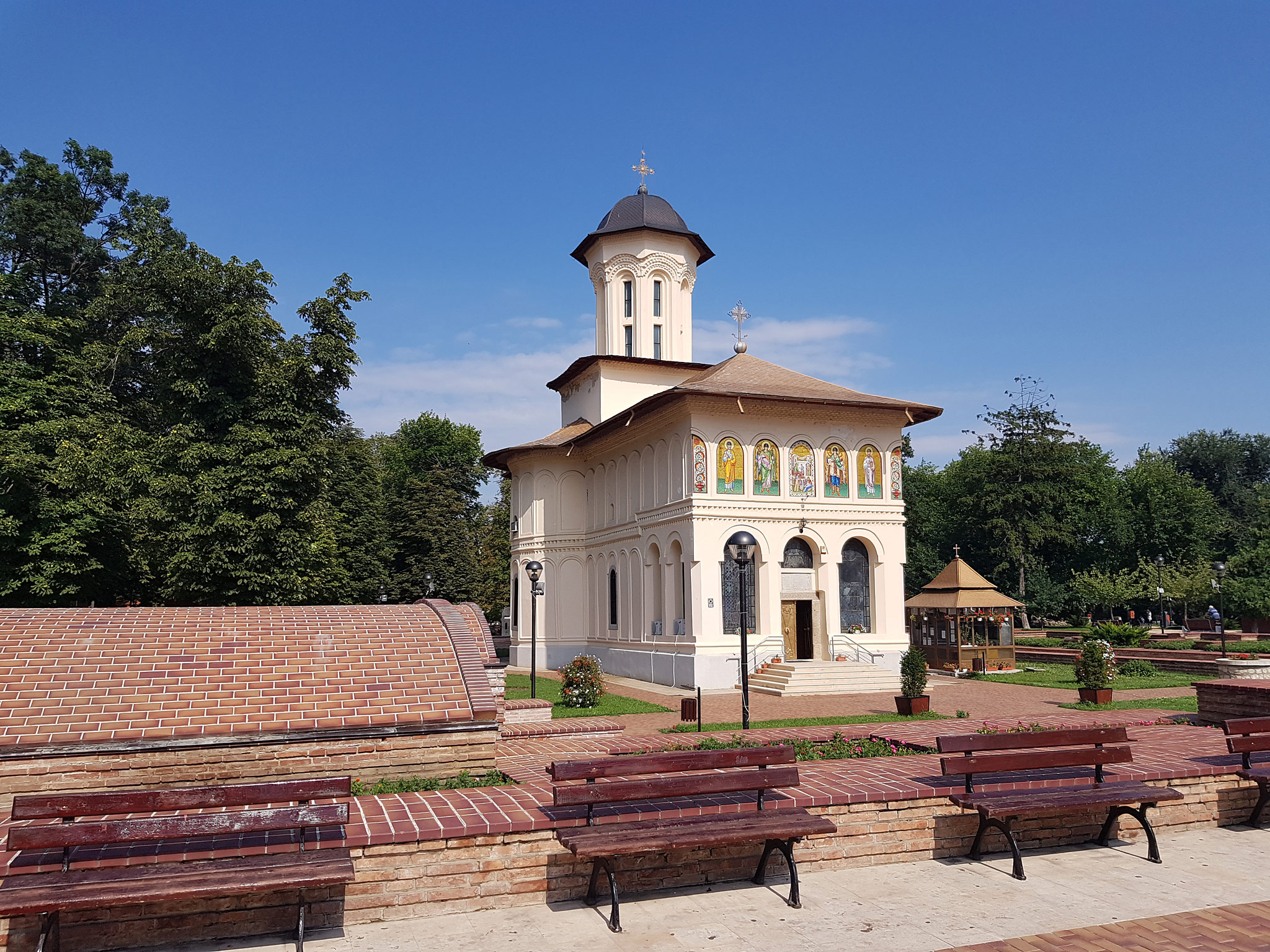 Biserica, Focsani
